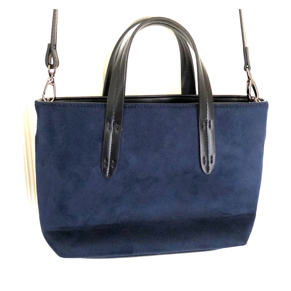 Neiman Marcus little tote/crossbody/NWT/Navy suede